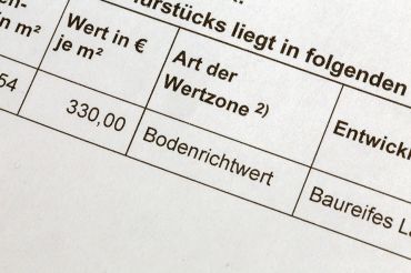 Foto: Dokument mit Bodenrichtwert